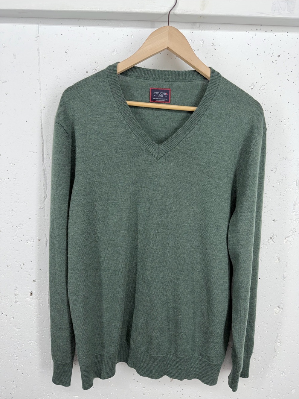 Untuckit Men’s Large Spitler V Neck Hunter Green Fine Merino Wool Sweater